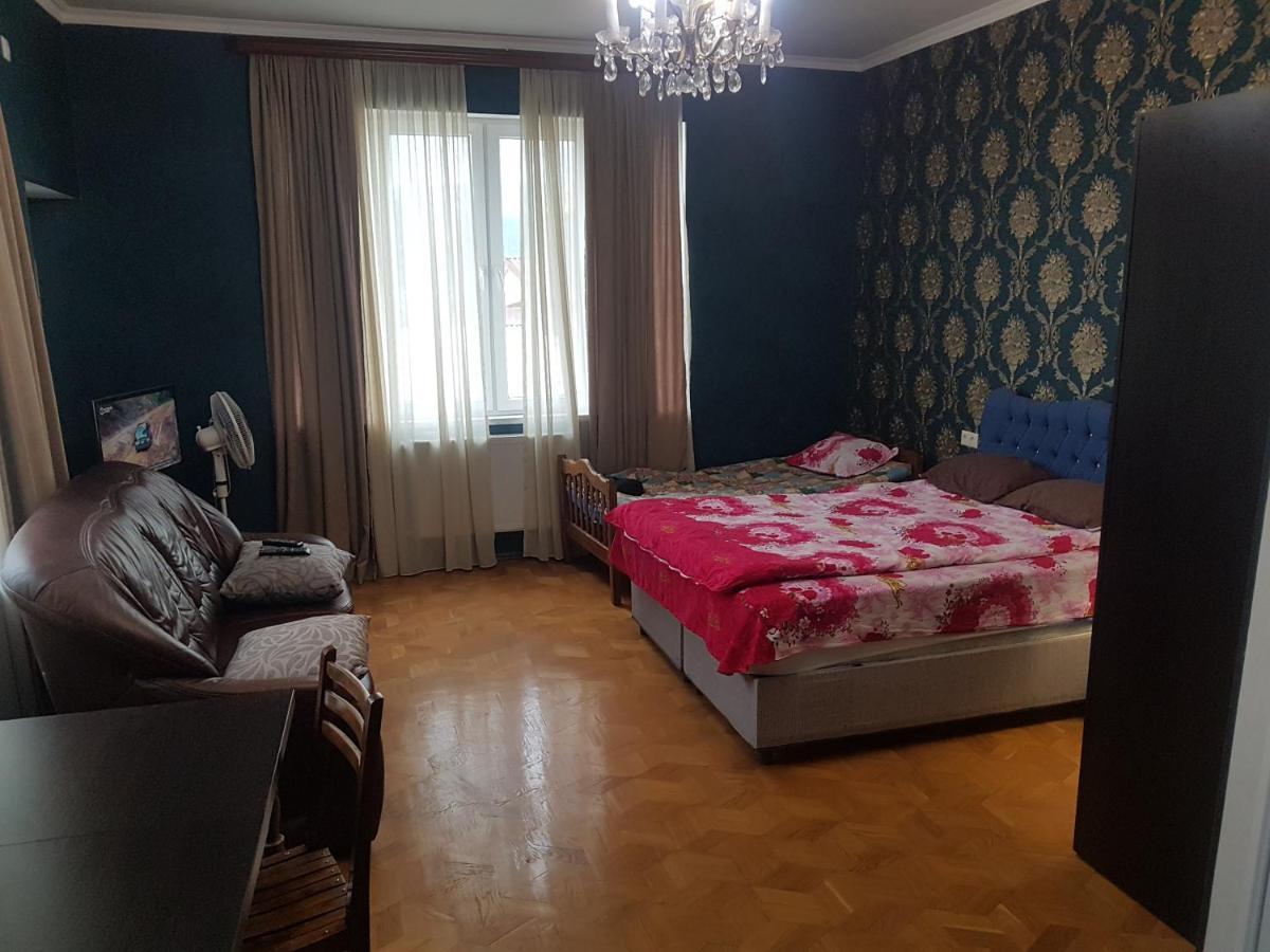 Romson Hotel Tbilisi Exteriör bild